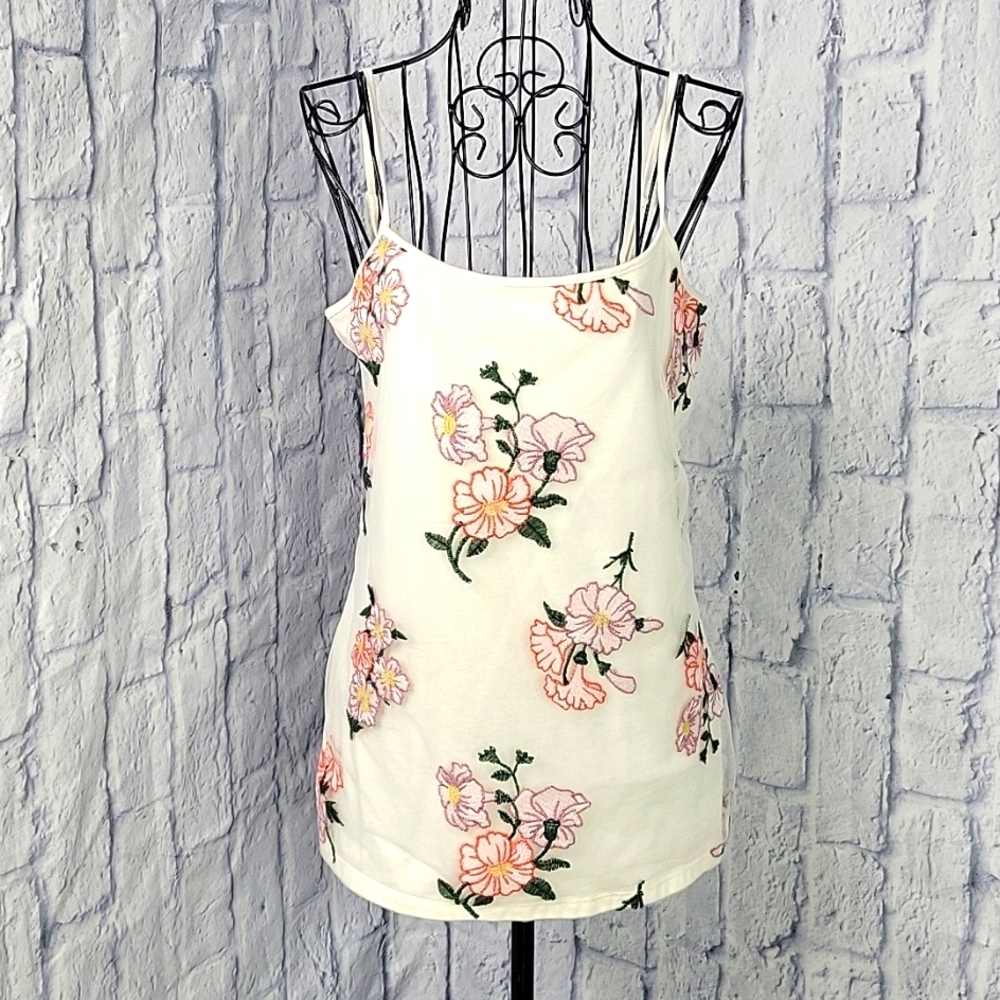 ANN TAYLOR FACTORY Floral Embroidered Sleeveless‎ Blouse Medium